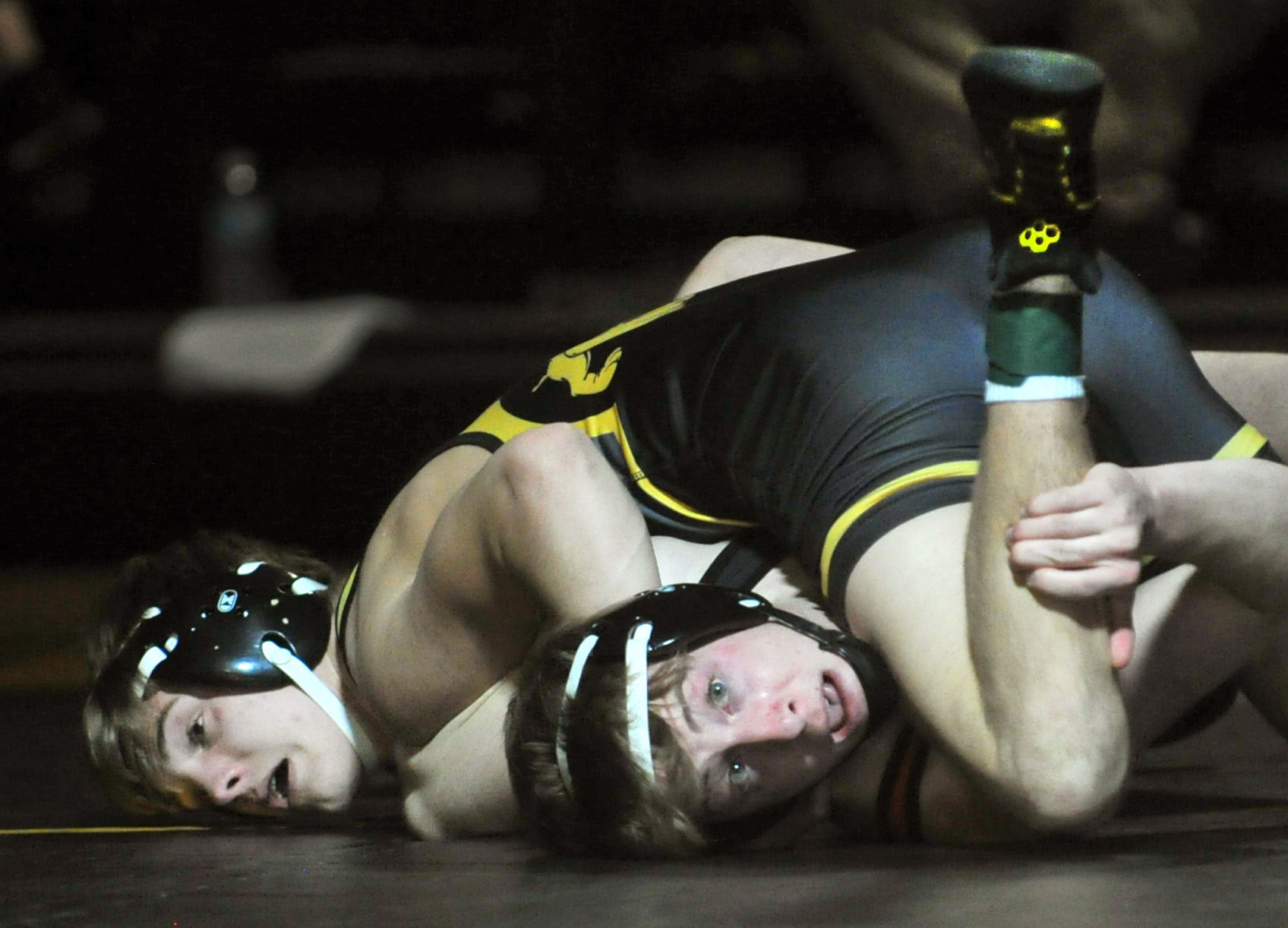021220-qc-spt-bett-wrestling-735